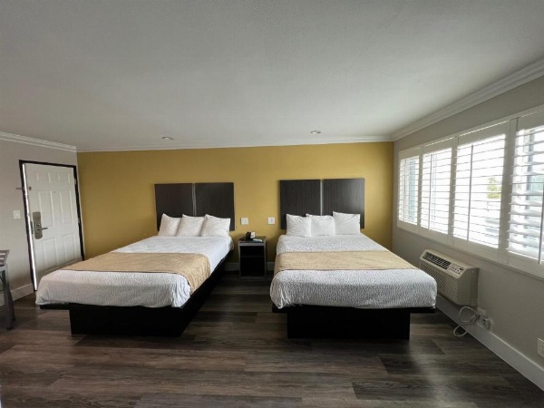 Deluxe Inn Hawthorne/ LAX image 36